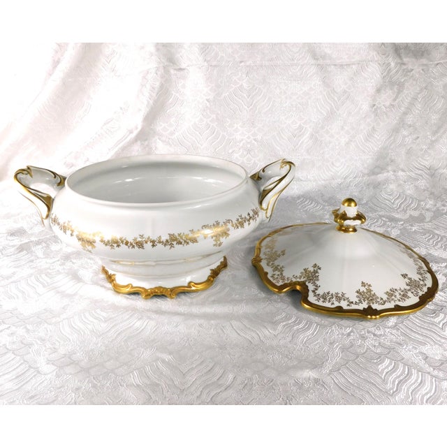 Contemporary 1940s Weimar Large White and Gold Soup Tureen With Lid For Sale - Image 3 of 9