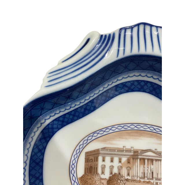 Mid 20th Century Rare Mottahedeh Vista Alegre "White House" Porcelain Shrimp and Oyster Dish For Sale In San Francisco - Image 6 of 7