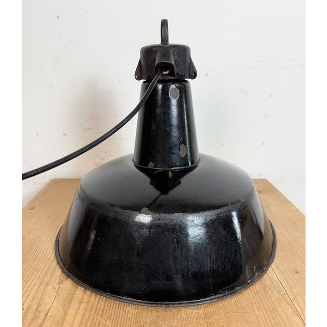 Industrial Black Enamel Factory Lamp with Cast Iron Top, 1950s For Sale - Image 15 of 18