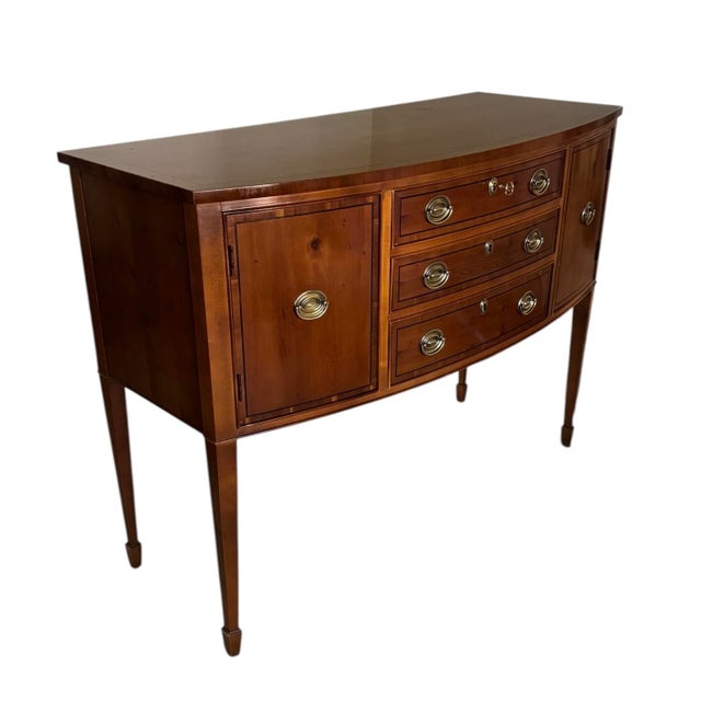 1980s Hickory Manufacturing Co Hepplewhite Style Sideboard For Sale - Image 9 of 18