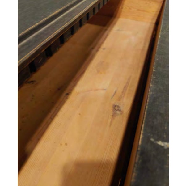 Gustavian (Swedish) Swedish Gustavian 1830's Chest For Sale - Image 3 of 6