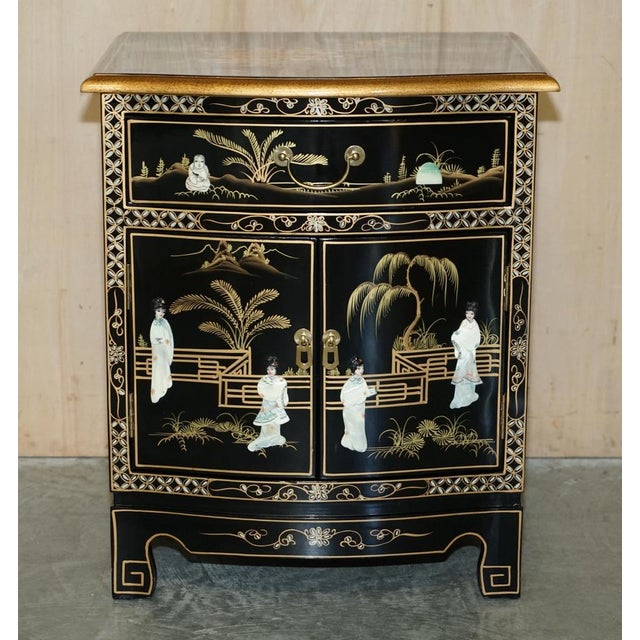 Decorative Chinese Chinoiserie Cabinet For Sale - Image 3 of 18