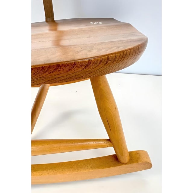 Mid-Century Windsor Grandfather Rocking Chair in Wood attributed to Lucian Ercolani for Ercol, England, 1960s For Sale - Image 14 of 16