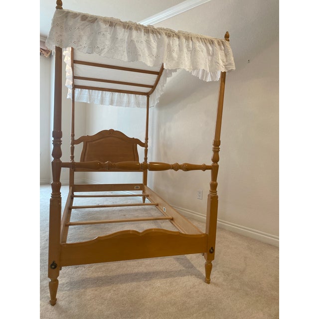 20th Century Exquisite Ethan Allen Country French Canopy/Poster Twin Bed Bisque Excellent Condition For Sale - Image 9 of 12