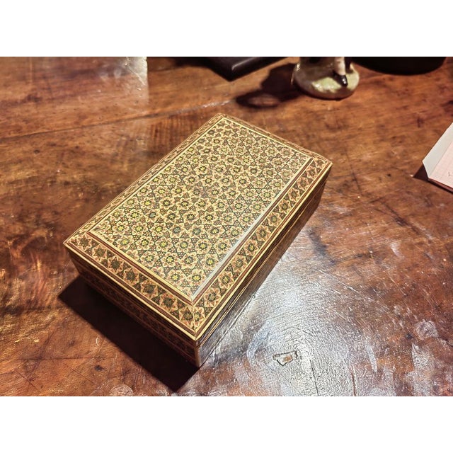 1920s Middle Eastern Maple Box with Khatam Kari Decoration, 1920s For Sale - Image 5 of 14