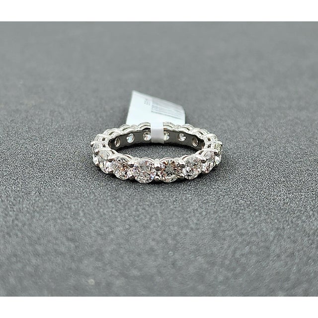 Early 21st Century 4.48 Ct Diamond Eternity Ring Size 6.5 For Sale - Image 5 of 9