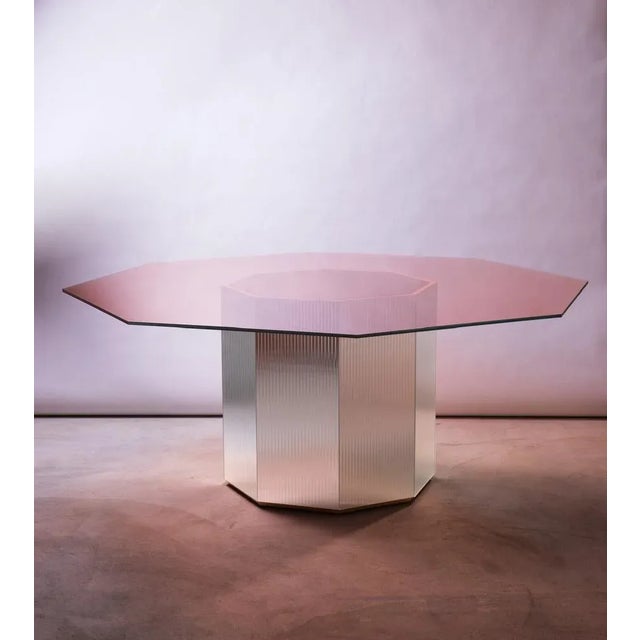 The vision of Maria Vittoria draws by the past to create a New essential and iconic contemporary where historical...