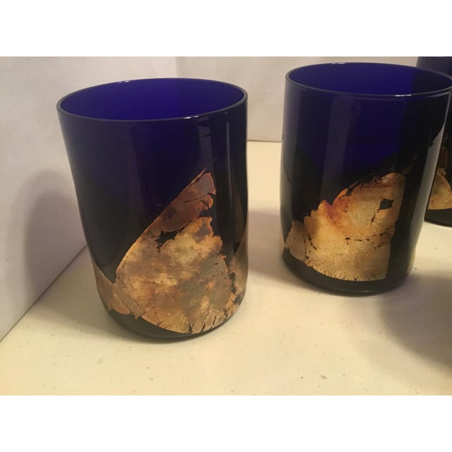 1980’s Randy Strong Signed Handblown Cobalt Blue With Gold Leaf Rocks Glasses- Set of 4 For Sale - Image 11 of 11