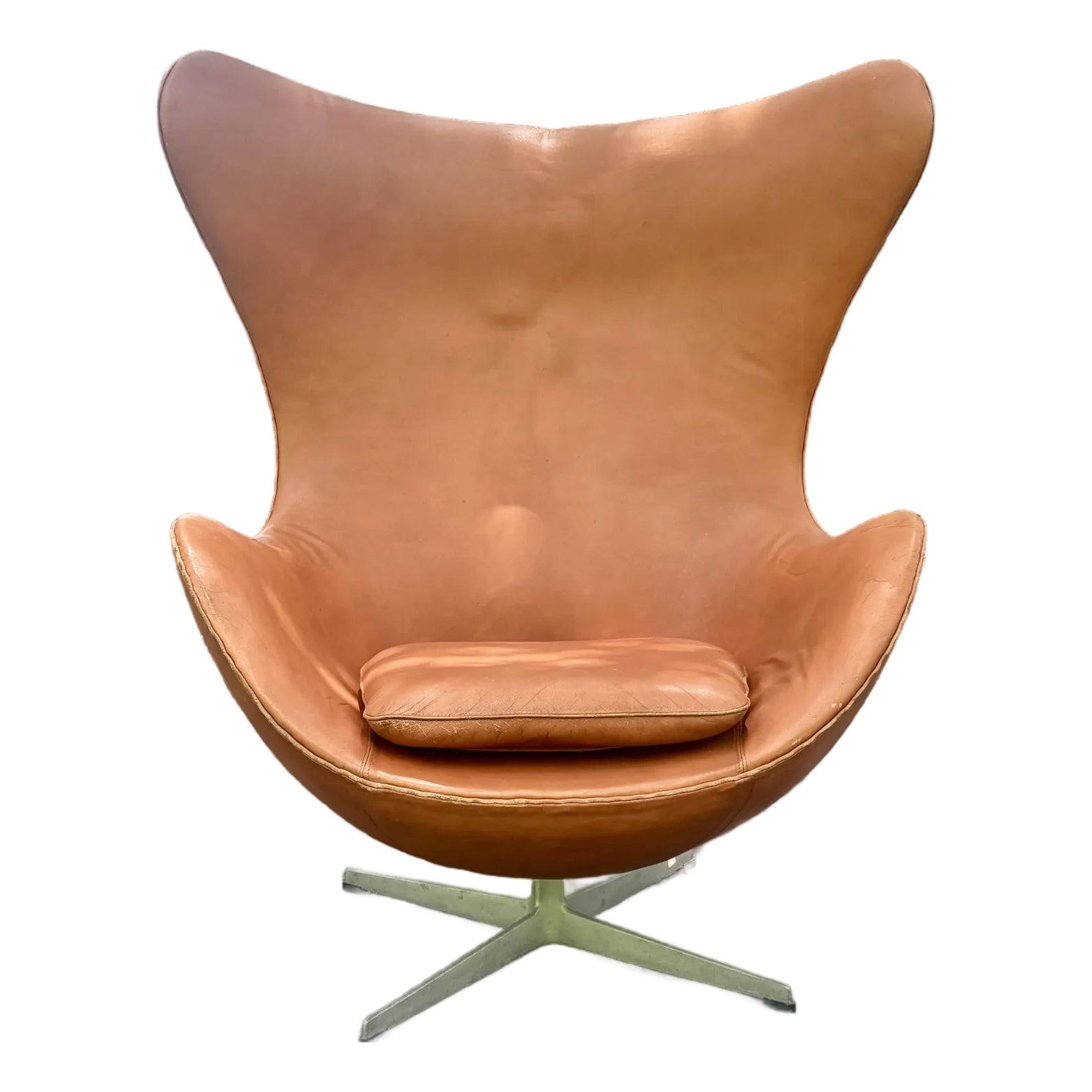 1960s Arne Jacobsen Egg Chair for Fritz Hansen | Chairish