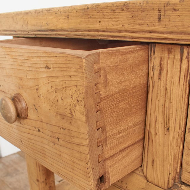 Rustic Console Table in Wood For Sale - Image 5 of 18