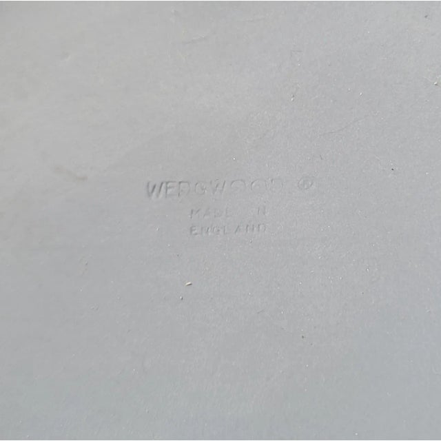 Mid 20th Century Vintage Blue English Wedgwood Jasperware Neoclassical Scene Covered Box For Sale - Image 9 of 12