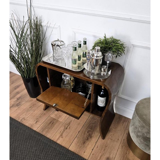 Mid-Century Italian Art Deco Style Walnut Waterfall Dry Bar Cocktail Cabinet, 1940s For Sale - Image 3 of 9