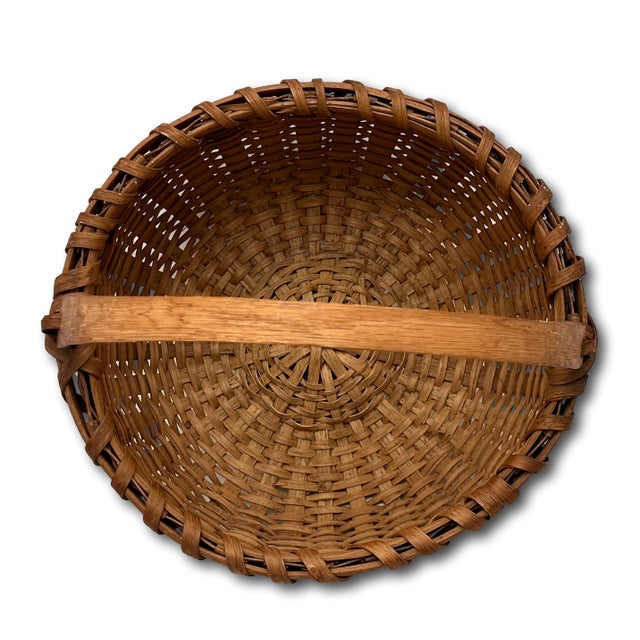 Antique Late 19th Century American Hand Woven Ash Wood Splint Swing Handle Carry Basket - Nice Color & Patina For Sale - Image 11 of 18