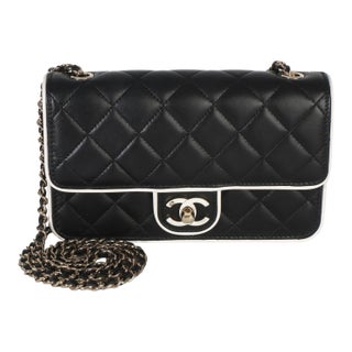 26P Black White Quilted Lambskin Resin CC Flap Wallet On Chain For Sale