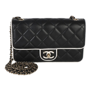 26P Black White Quilted Lambskin Resin CC Flap Wallet On Chain
