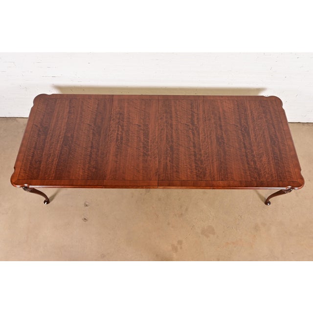 Late 20th Century Ethan Allen Queen Anne Solid Cherry Wood Extension Dining Table, Newly Refinished For Sale - Image 5 of 15