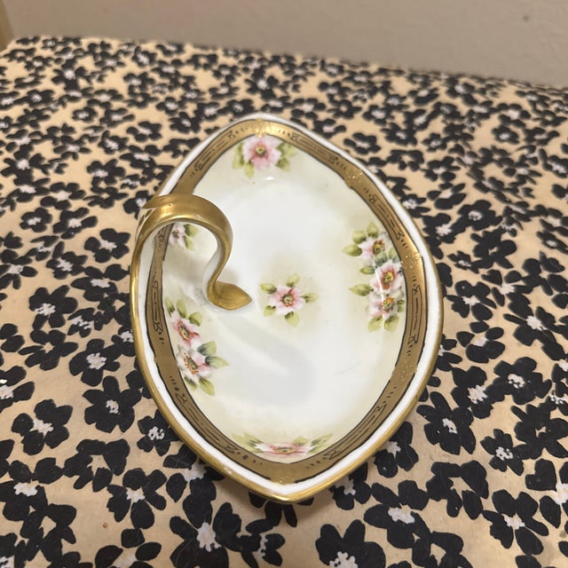Ceramic Antique Hand-Painted Nippon Porcelain Bonbon Dish With Pink Roses & Gold Trim For Sale - Image 7 of 7