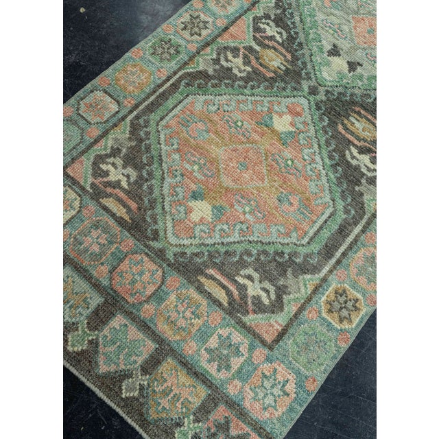Black Turkish Oushak Rug 2'8" x 8'4" #20087 For Sale - Image 8 of 8