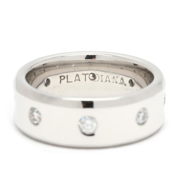 0.32ctw Diamond Wide Concave Band Ring, Platinum, Ring Size 6 For Sale - Image 4 of 5