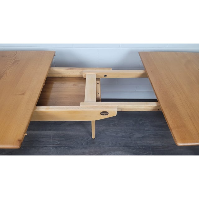 Grand Windsor Extending Dining Table from Ercol, 1970s For Sale - Image 10 of 15