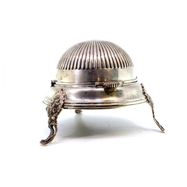 Silver Silver Butter Dish with Glass Core, Fluted Lid, Shell Application and Feet For Sale - Image 8 of 10