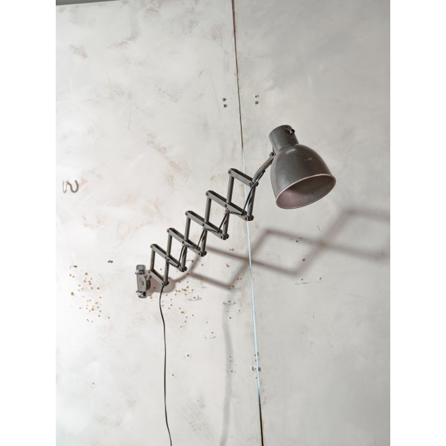 Grey Scissor Wall Lamp by H. Th. J. A. Busquet for Hala Zeist, Netherlands, 1940s For Sale - Image 15 of 15