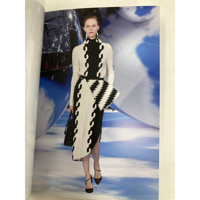 Dior Women's Runway Show Lookbook Collection Autumn Winter 2013-2014 For Sale - Image 11 of 11