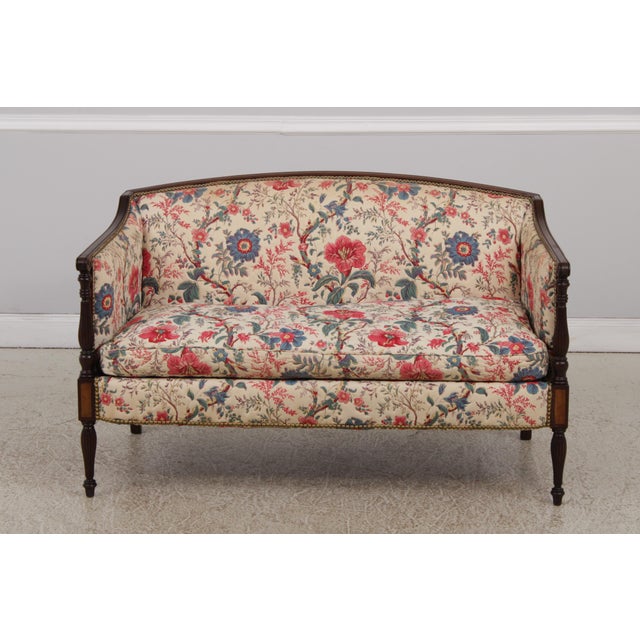 Traditional Hickory Chair Mahogany Frame Sheridan Style Loveseat Settee For Sale - Image 3 of 17