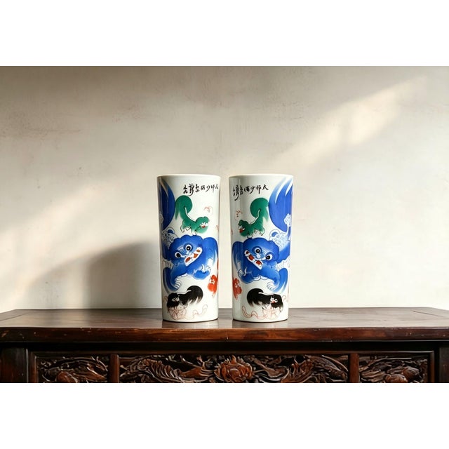 W-12.5cm,H-28.5cm Experience the beauty and elegance of Chinese history with our Chinese Vintage Porcelain Handcrafted...