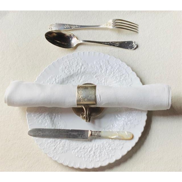 Six Mother-of-Pearl & Silver Dinner Knives — Landers, Frary & Clark Aetna Works — American Edwardian Table, C. 1900–1915 For Sale - Image 12 of 17
