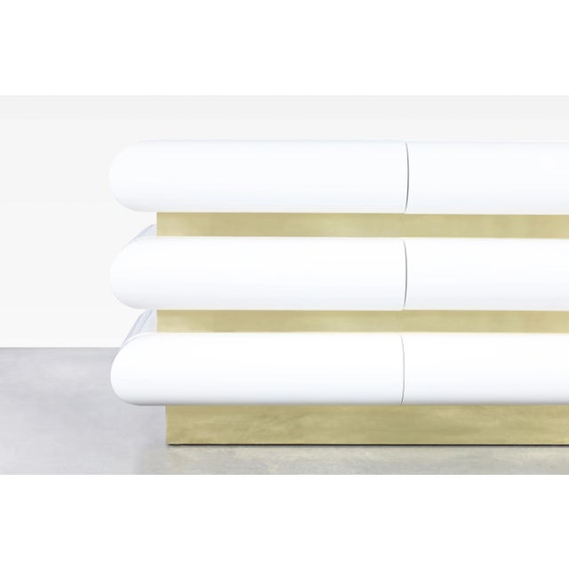 Vintage Italian Postmodern White Lacquer and Brass Dresser, 1980s For Sale - Image 4 of 11