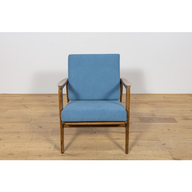 The armchair was produced by the Polish company Swarzędzka Furniture Factory in 60 s. The armchair have new cushions,...