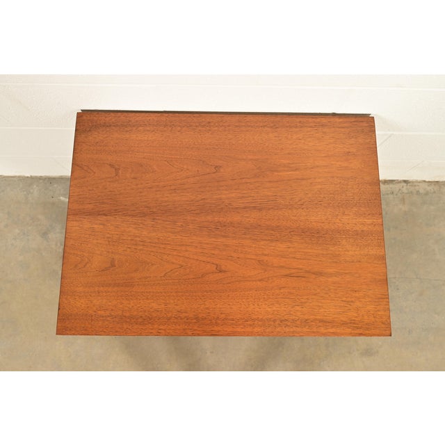 Brown Paul McCobb for Calvin Furniture Linear Group Walnut Two-Tier Side Table, 1950s For Sale - Image 8 of 12