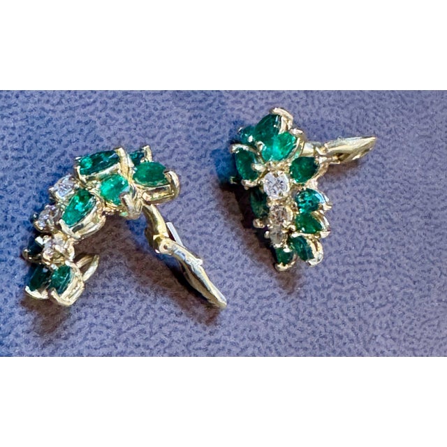 2.3Ct Natural Brazilin Marquise Emerald & 0.60 Ct Diamond Clip on Earring 18 KYG For Sale - Image 12 of 18