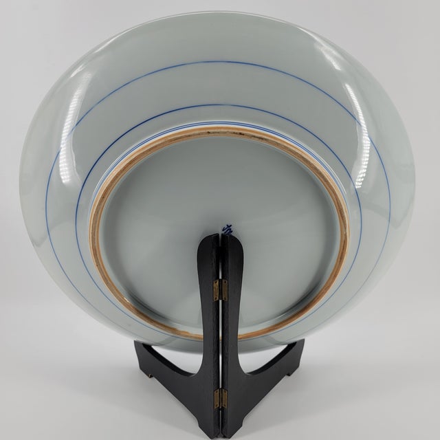 Vintage Japanese Imari Style 18" Charger - Blue & White Sansui Scenery With Stand For Sale - Image 4 of 10