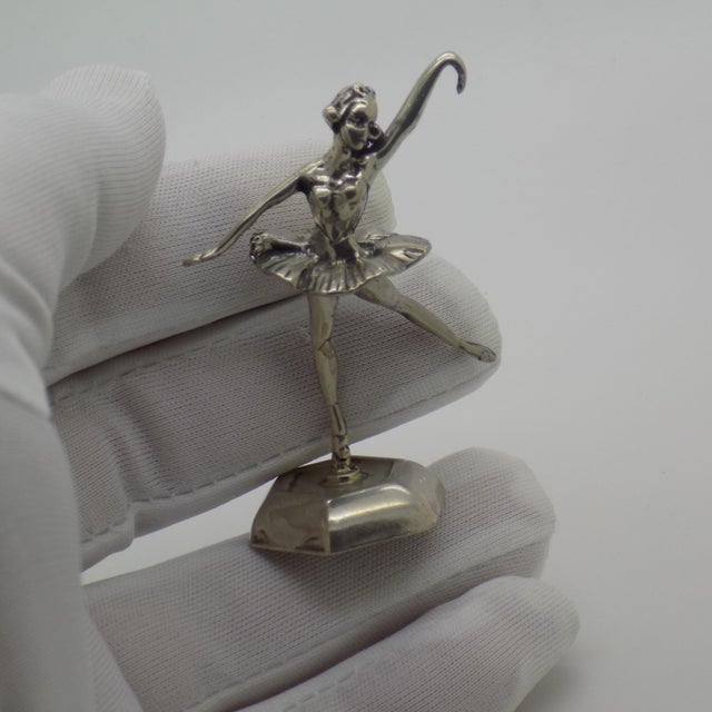 This graceful ballerina figurine was handcrafted in Arezzo (AR), Tuscany, Italy, during the 1980s/1990s. Made in genuine...