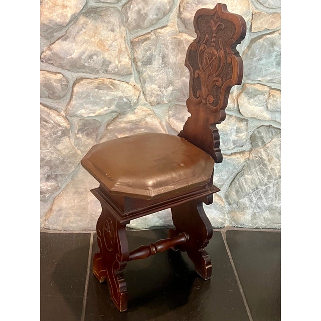 Mid 20th Century Spanish Renaissance Revival Carved Walnut Sgabello Hall Chair With Leather Seat For Sale - Image 4 of 11