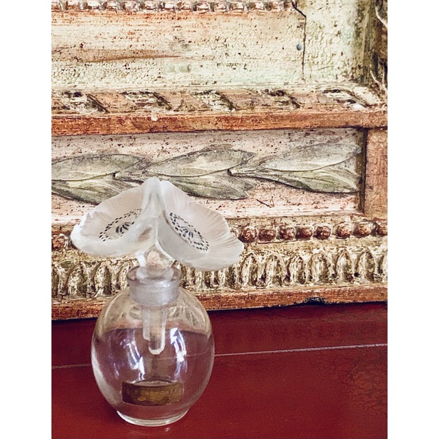 Rare 1929 Lalique ‘Les Anénomes’ Crystal Perfume Bottle Designed for Forvil-Perfume-5, Signed and Numbered For Sale - Image 11 of 12