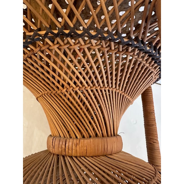 Vintage Woven Wicker Rattan Hourglass Emmanuelle Peacock Style Side Table Stool For Sale In Philadelphia - Image 6 of 12