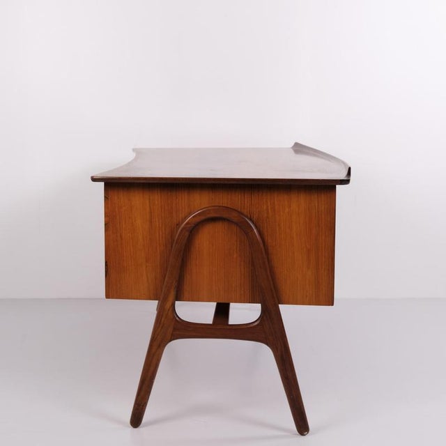 Rosewood Desk by Svend Åge Madsen for Sigurd Hansen Furniture Factory, 1960 For Sale - Image 3 of 13