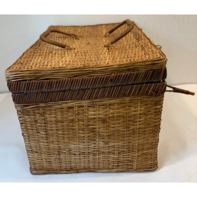 Vintage Wicker Basket or Sewing Box With Lid For Sale In Dallas - Image 6 of 9