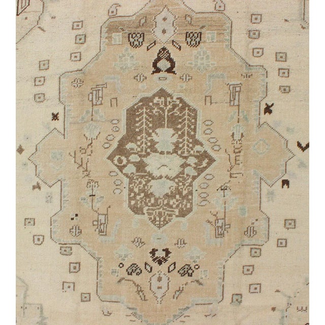 Textile Vintage Turkish Oushak Rug in Soft Cream With Faded Taupe and Subtle Sky Blue For Sale - Image 7 of 10