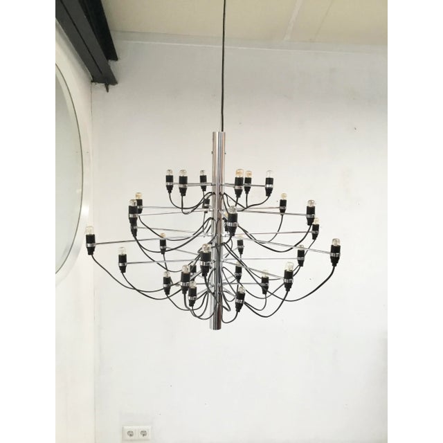 Mid-Century Modern Model 2097 Chandelier by Gino Sarfatti For Sale - Image 6 of 6
