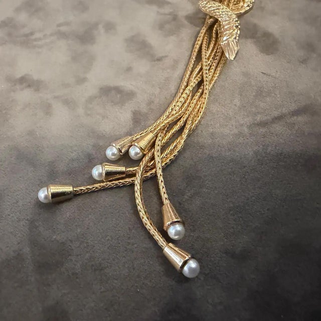 A 2000s High Quality Costume Jewelry Gilt Metal Italian Snake Necklace For Sale - Image 4 of 16