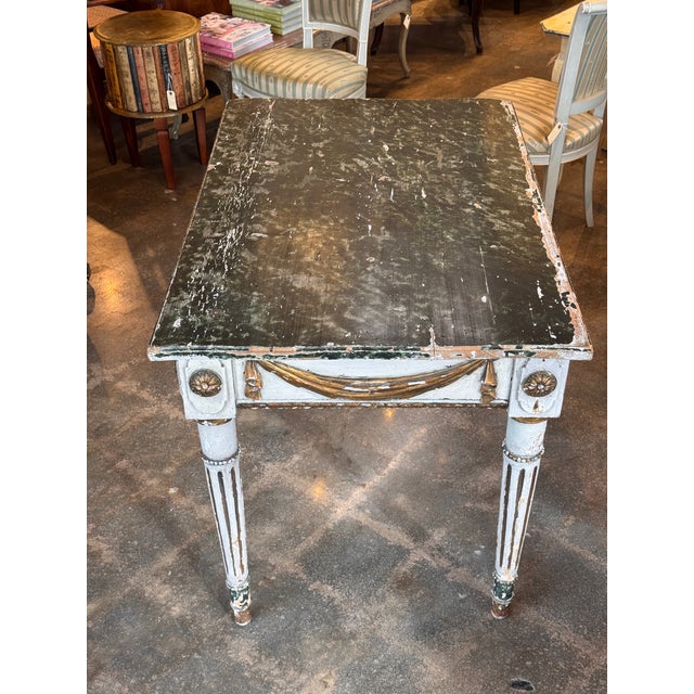 Early 19th Century Early 19th Century Italian Painted Parcel Gilt Console With Fluted Legs For Sale - Image 5 of 15