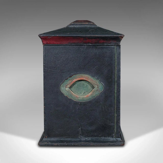 Late 19th Century 1870s Antique Victorian English Leather Correspondence Box For Sale - Image 5 of 11