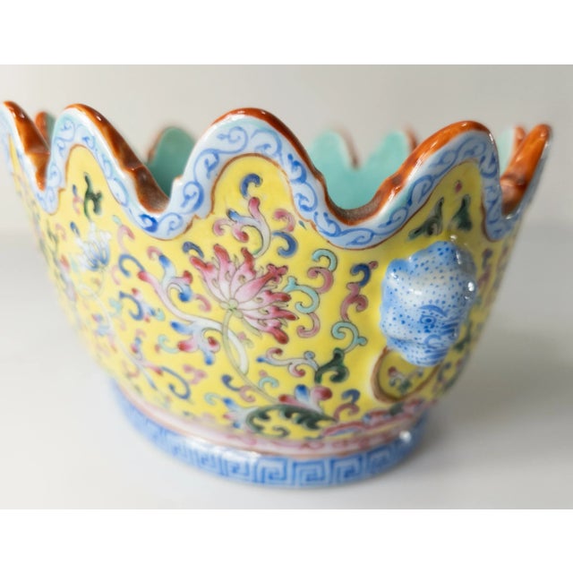 Ceramic Early 20th Century Chinese Chinoiserie Republic Period Famille Rose Floral Bowl For Sale - Image 7 of 12