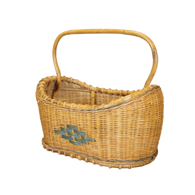 Farmhouse Large Vintage Woven Wicker Harvest Basket with Bentwood Bamboo Handle For Sale - Image 3 of 11
