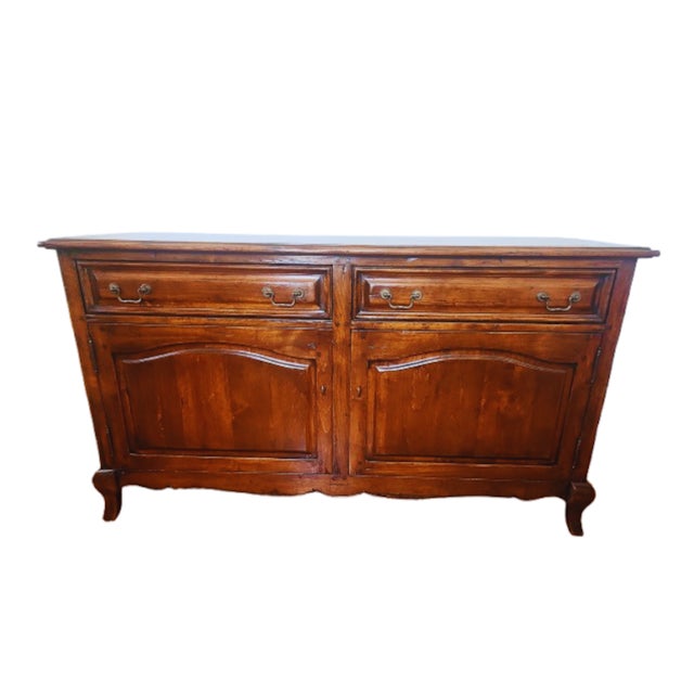1990s Guy Chaddock Melrose Collection French Provincial Hand-Distressed Maple Buffet/Sideboard/Credenza For Sale - Image 9 of 9
