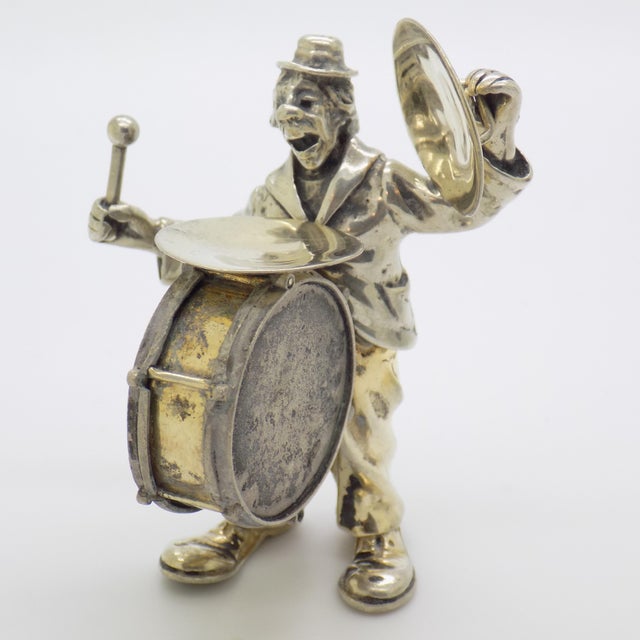 Italian Vintage Italian Handmade Genuine Silver Large Angini Branded Street Artist With Drums Figurine, Made in Arezzo (Tuscany) For Sale - Image 3 of 12
